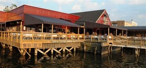 Louie's in port washington - Oct 14, 2021 · Louie's Oyster Bar & Grille, Port Washington: See 445 unbiased reviews of Louie's Oyster Bar & Grille, rated 3.5 of 5 on Tripadvisor and ranked #9 of 90 restaurants in Port Washington. 